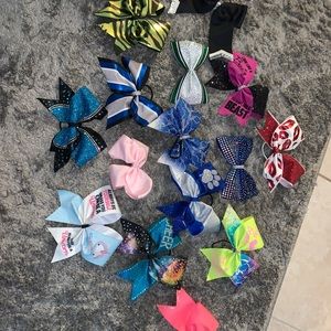 Cheer bows